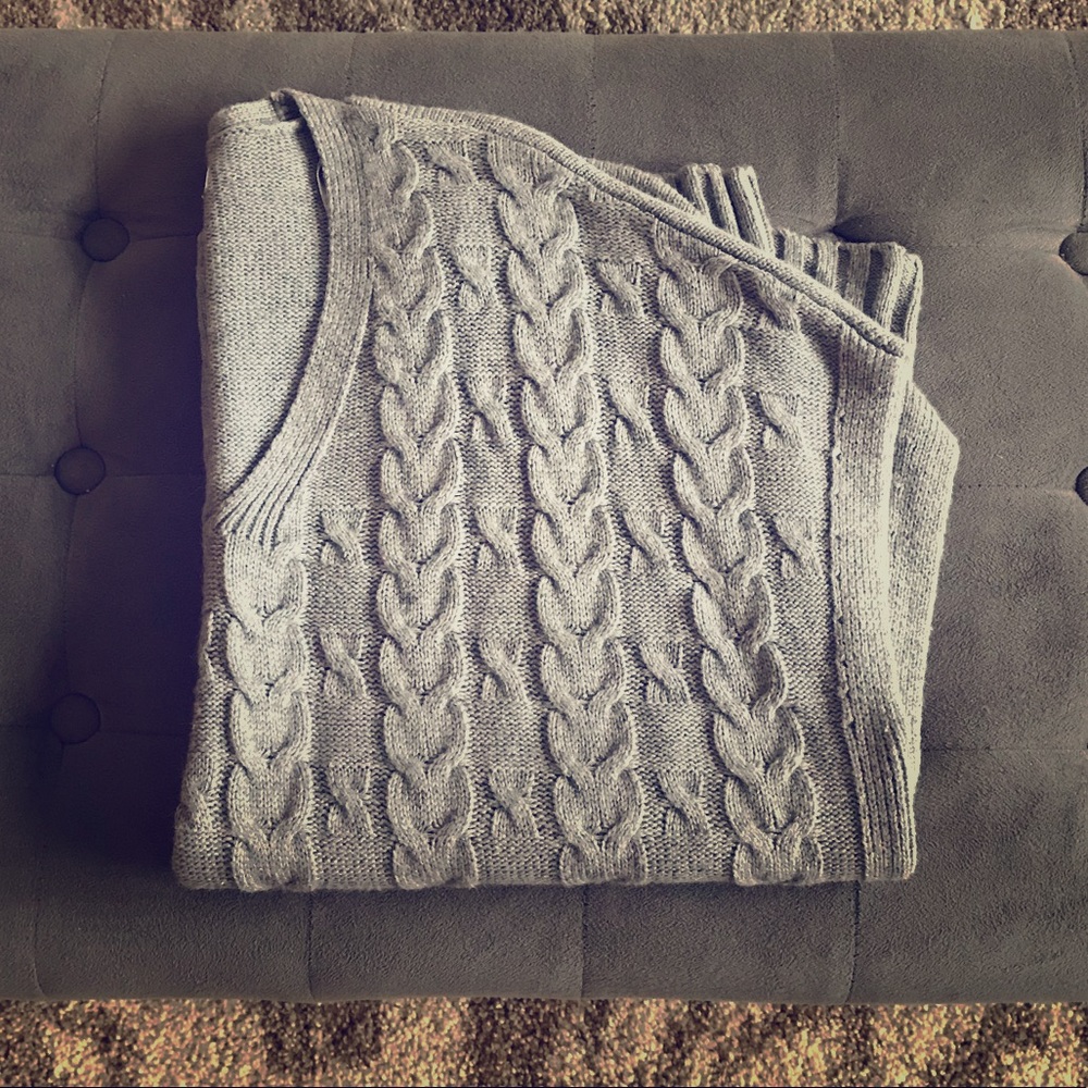 Super Cute Grey Cable Poncho-S/M